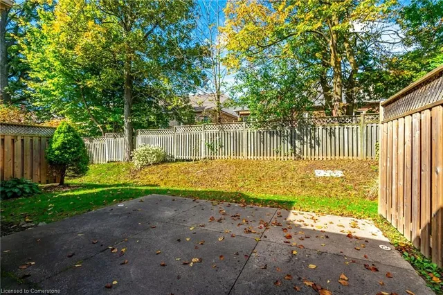 Additional property image - 44 Greentrail Dr