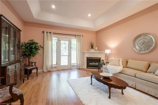 Additional property image - 44 Greentrail Dr