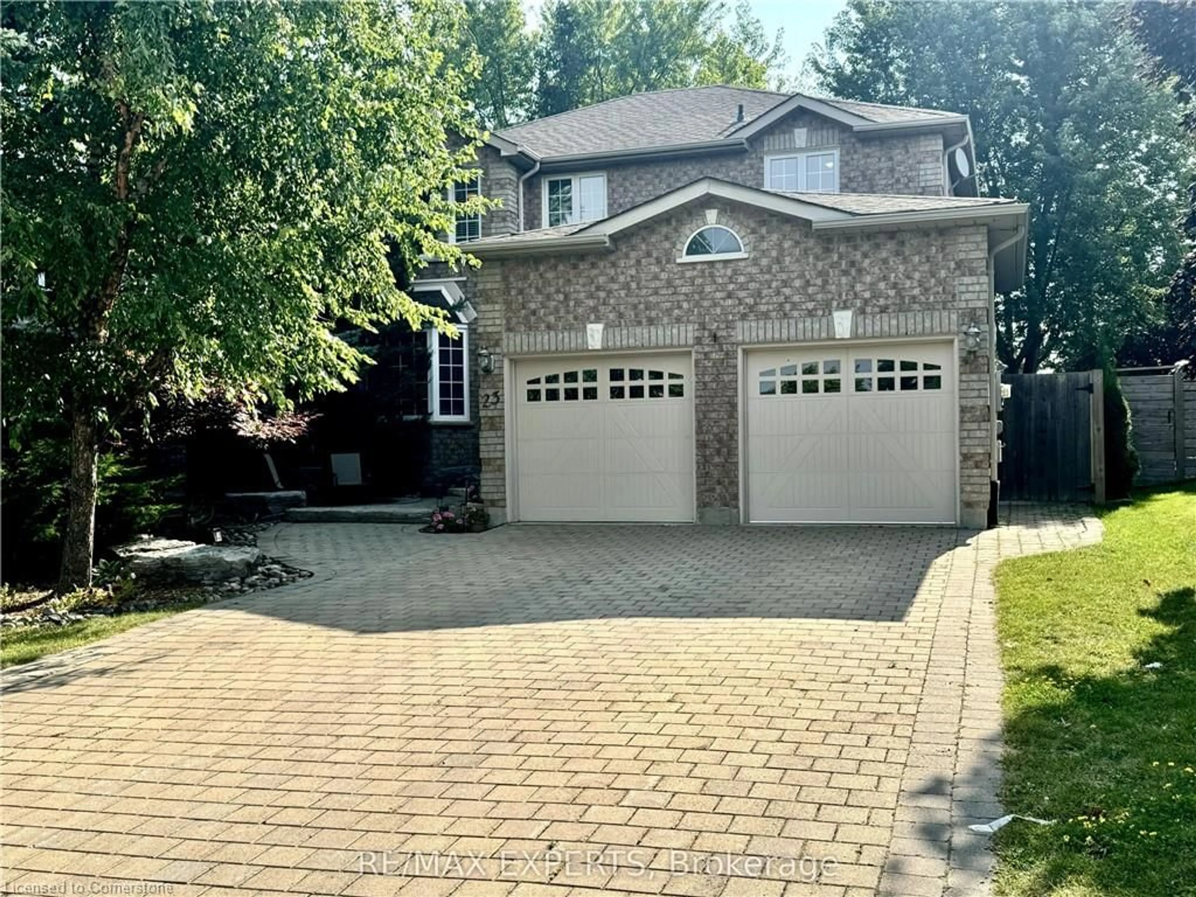 Home with brick exterior material for 23 Kingsridge Rd, Barrie Ontario L4N 8K7