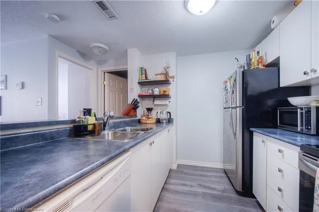 Additional property image - 45 Cedarhill Cres Unit 10C
