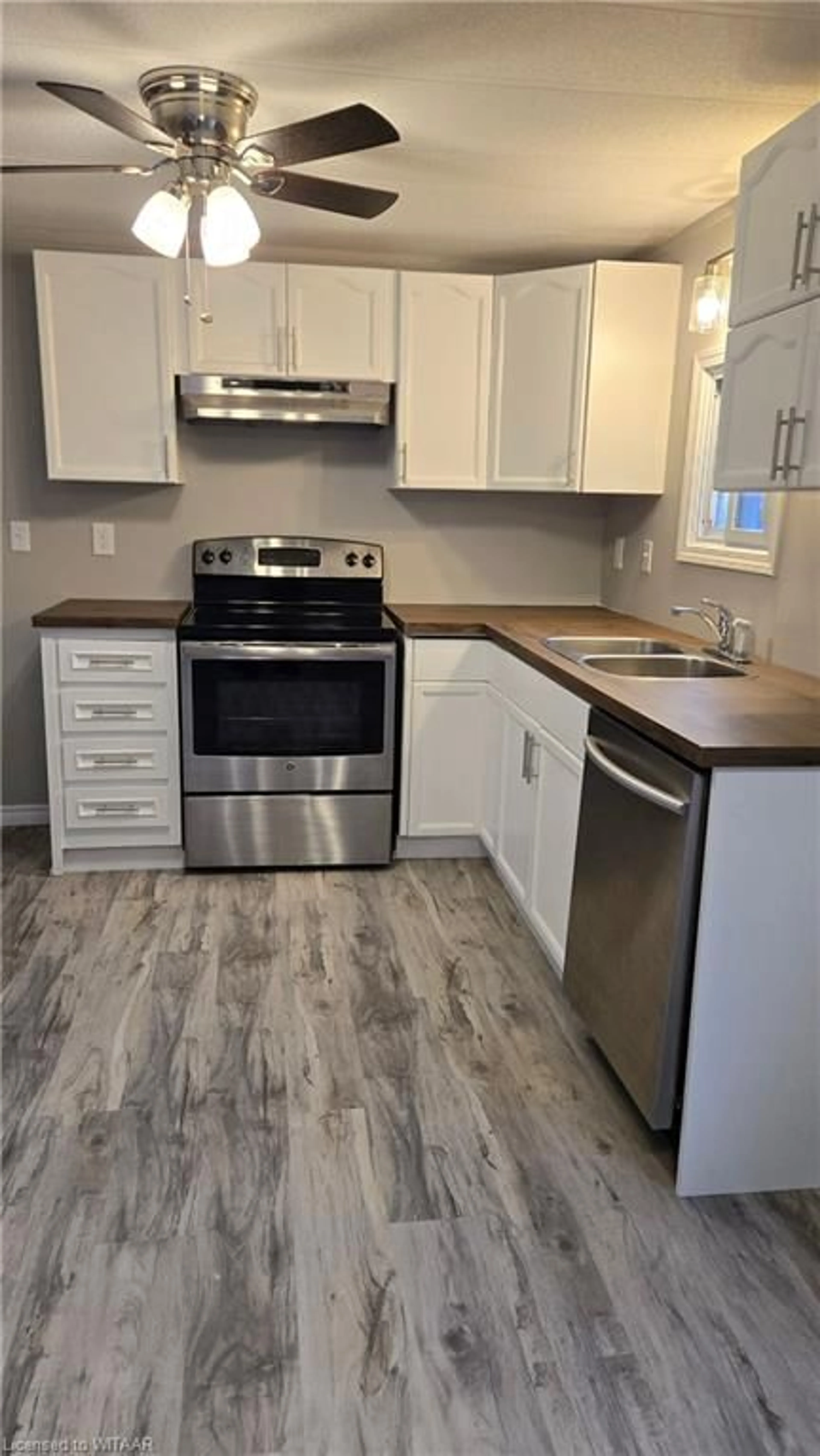 Standard kitchen, wood floors for 806201 Oxford Rd 29 #30, Innerkip Ontario N0J 1M0