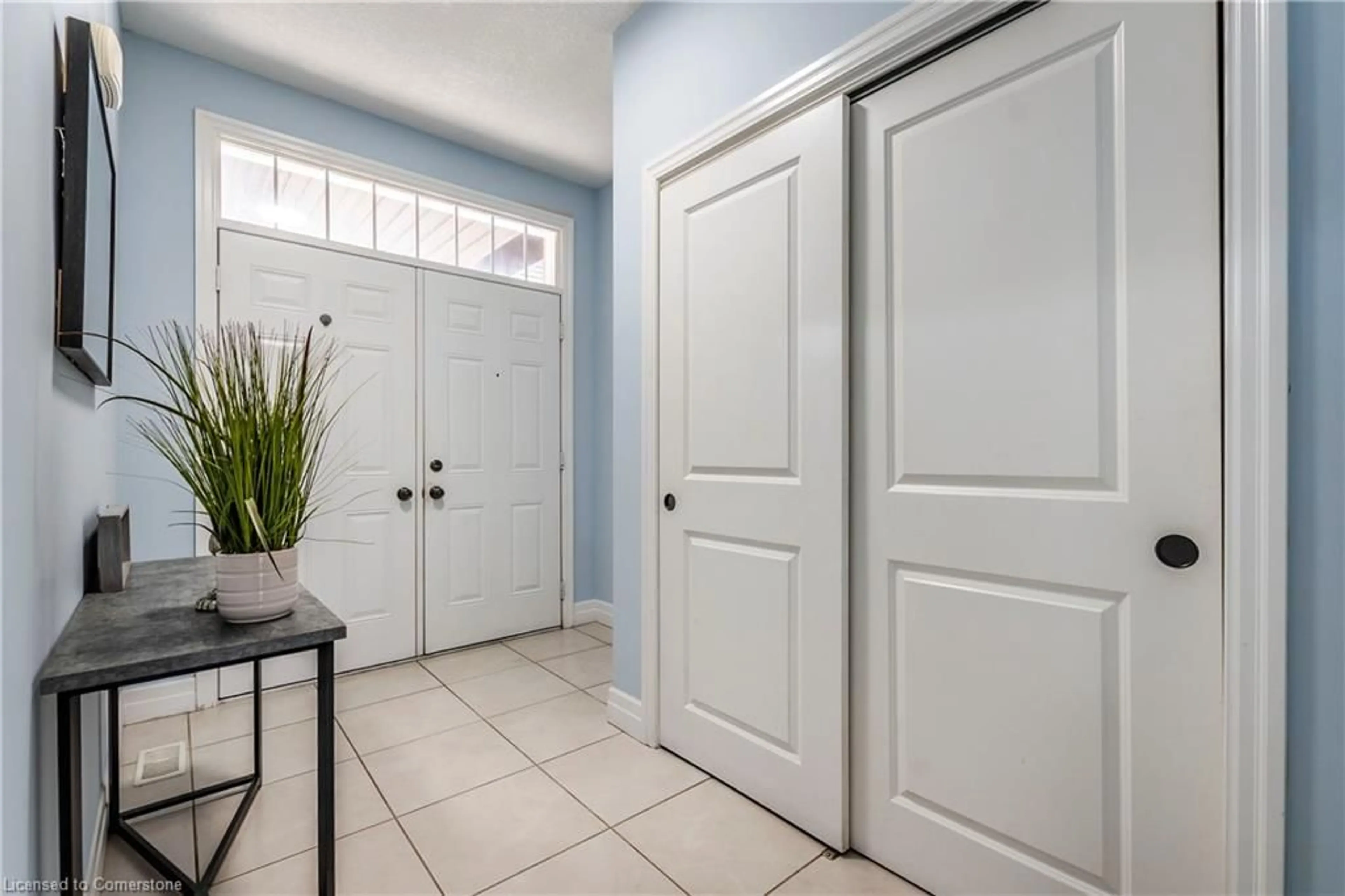 Indoor entryway, ceramic floors for 217 Watervale Cres, Kitchener Ontario N2A 0E9