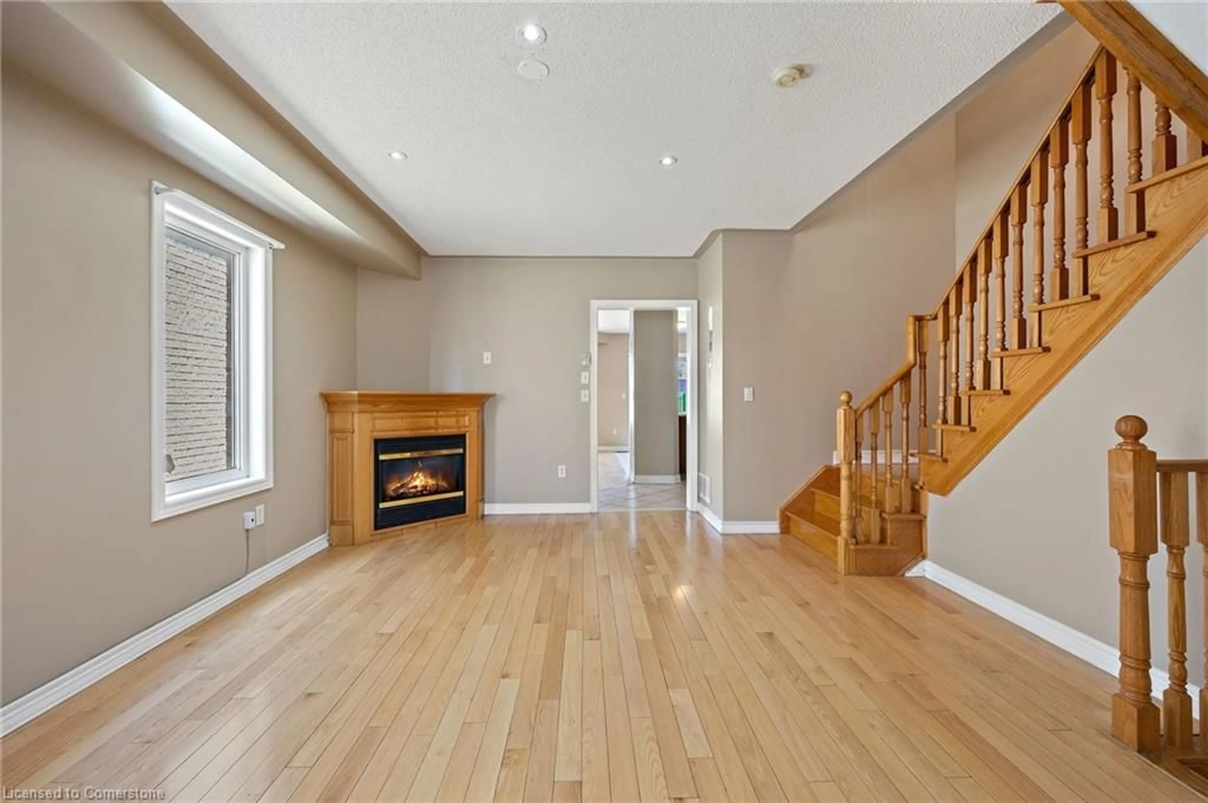 Indoor foyer, wood floors for 7173 Village Walk, Mississauga Ontario L5W 1X2