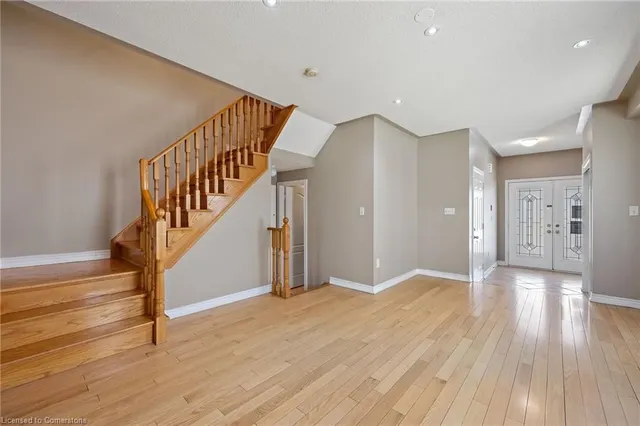 Additional property image - 7173 Village Walk