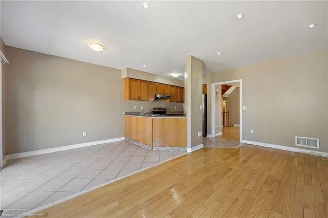 Additional property image - 7173 Village Walk