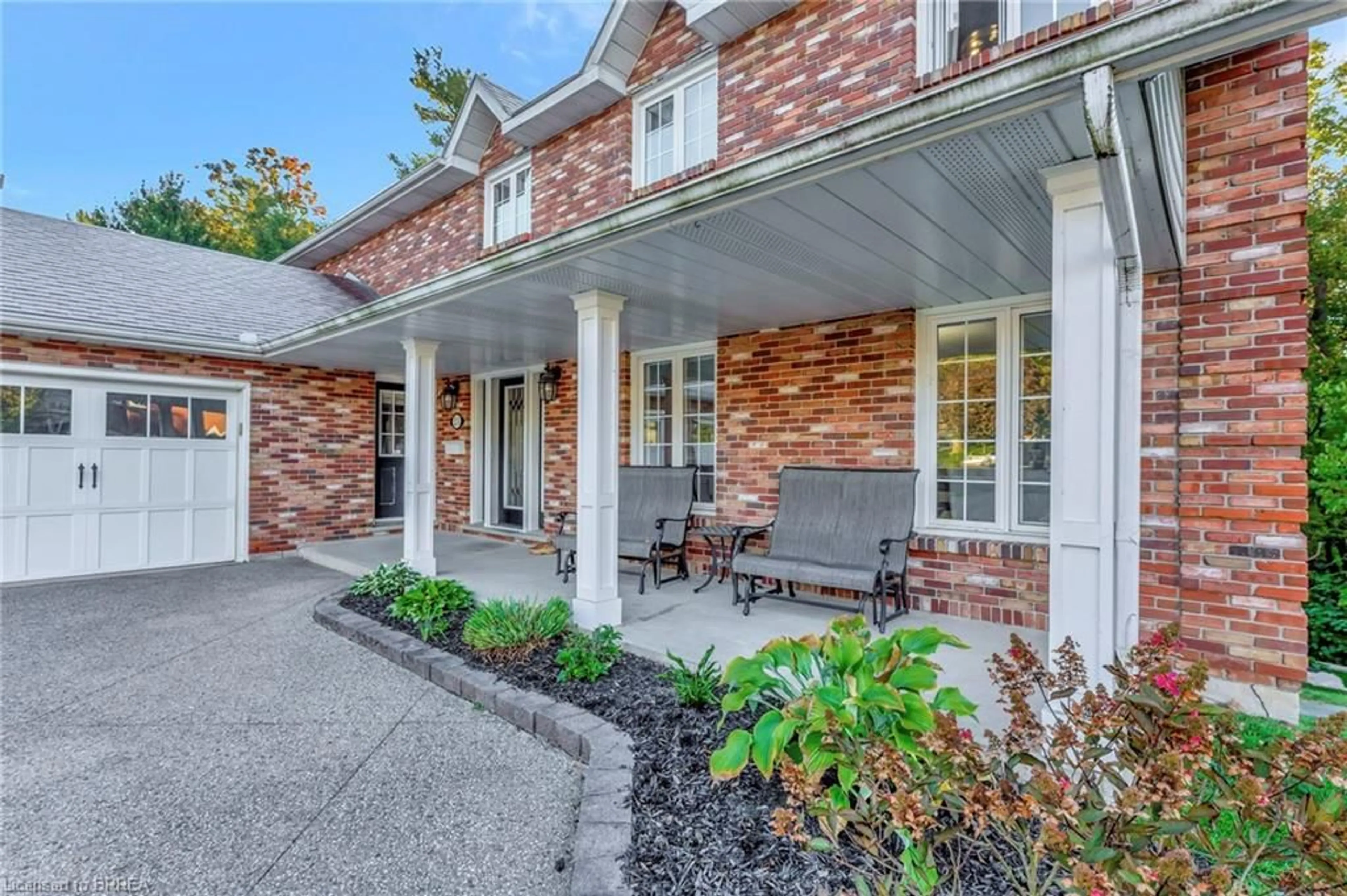 Home with brick exterior material for 23 Scarfe Gdns, Brantford Ontario N3T 6B2
