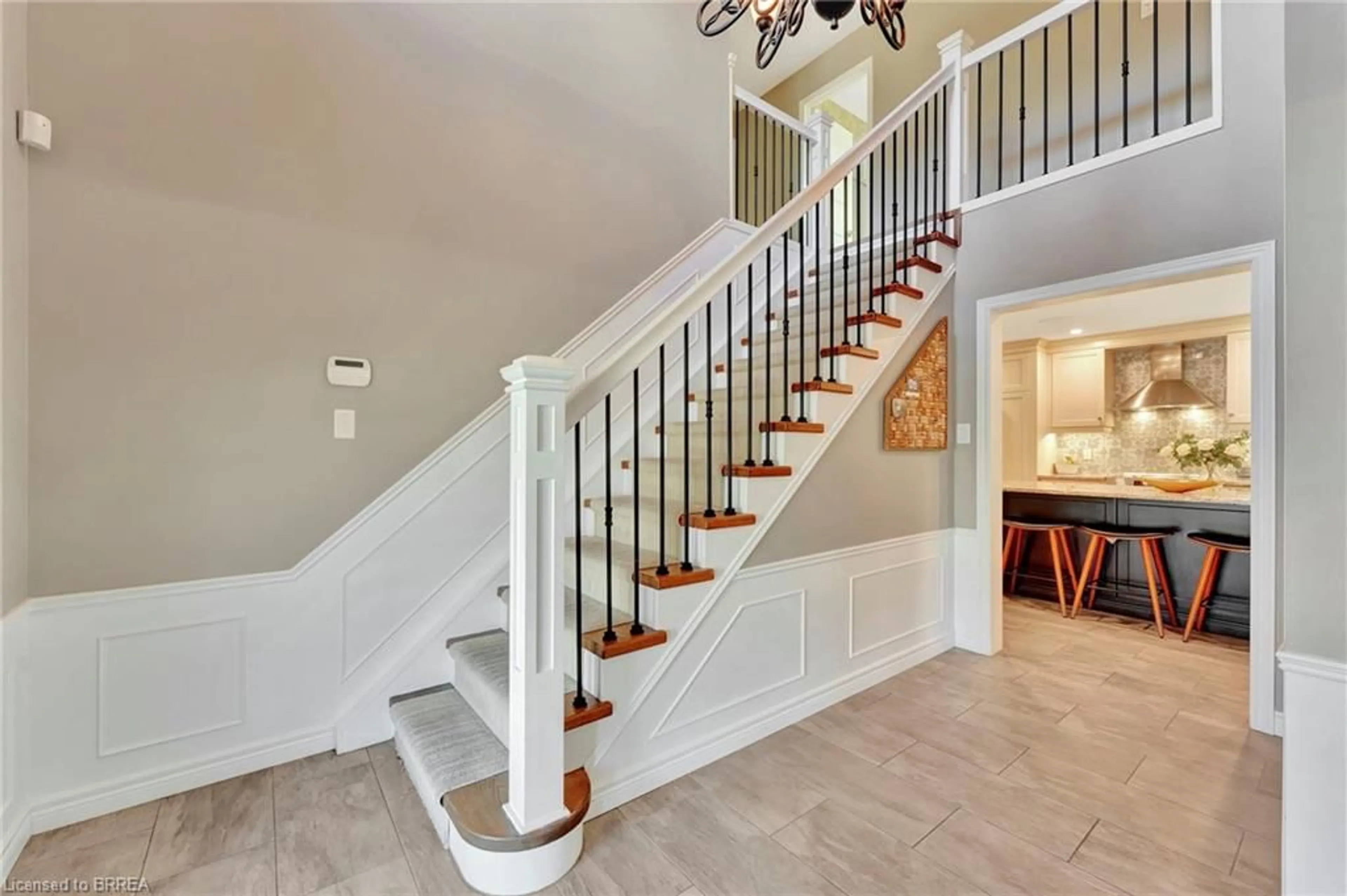 Stairs for 23 Scarfe Gdns, Brantford Ontario N3T 6B2