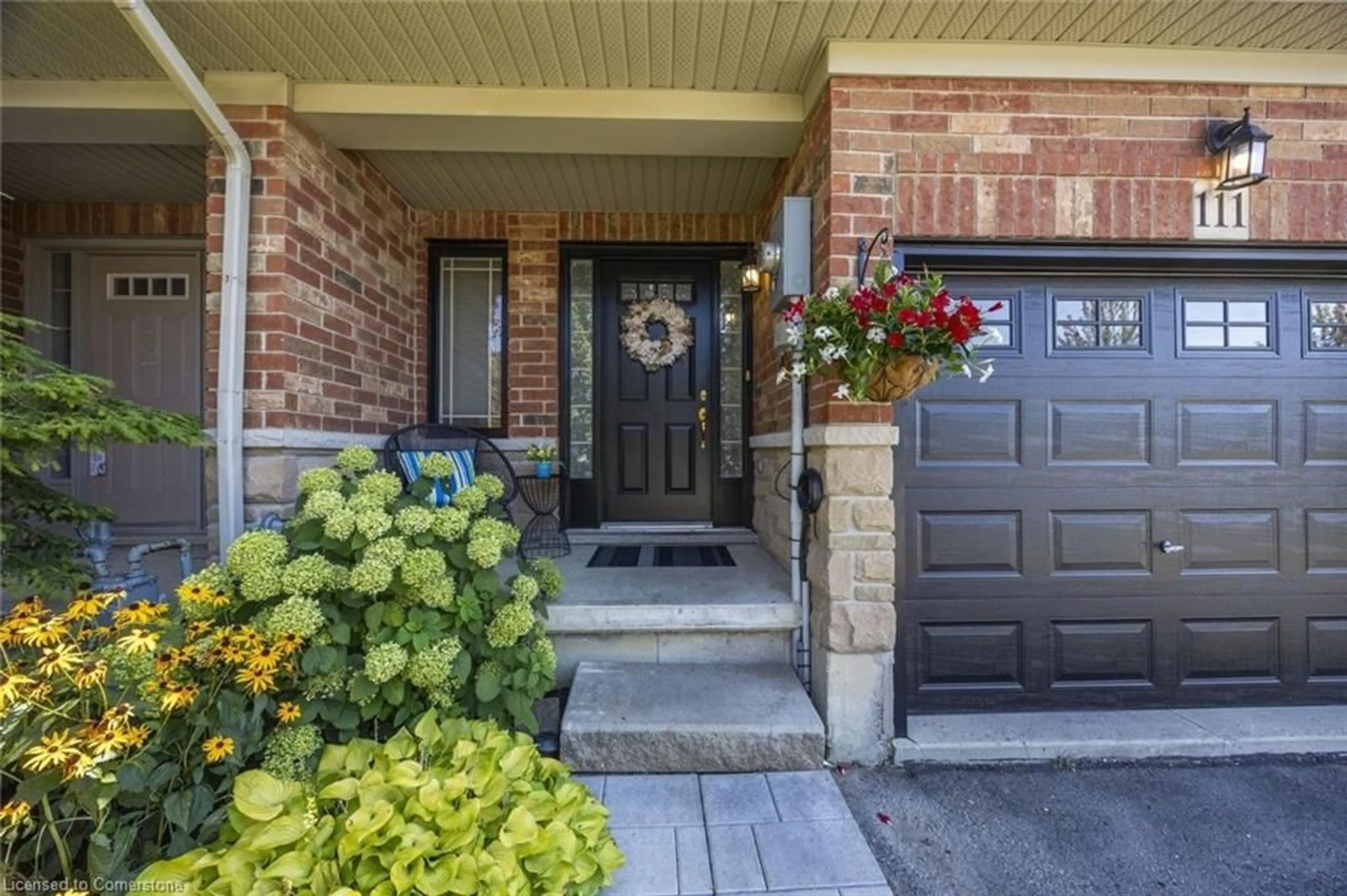 Indoor entryway, wood floors for 111 Donald Bell Dr, Hamilton Ontario L0R 1C0