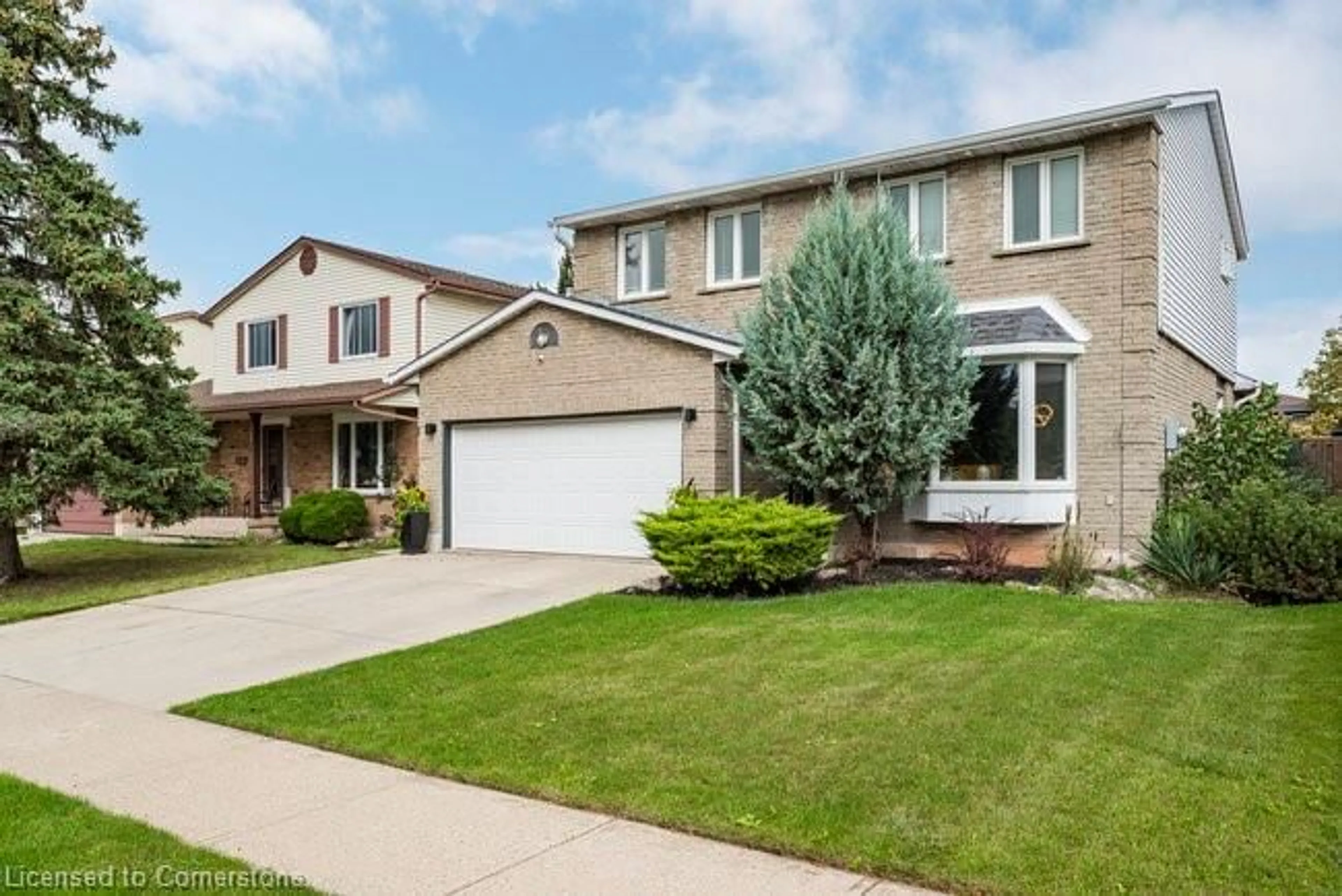 Frontside or backside of a home, the street view for 9 Bing Cres, Stoney Creek Ontario L8E 3Z4