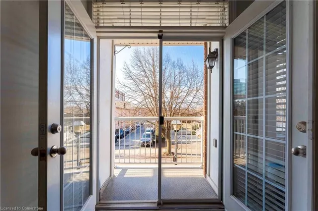 Additional property image - 2082 Pine St
