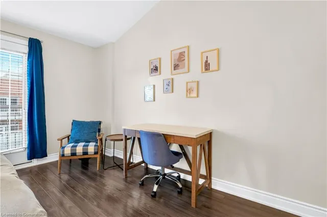 Additional property image - 2082 Pine St