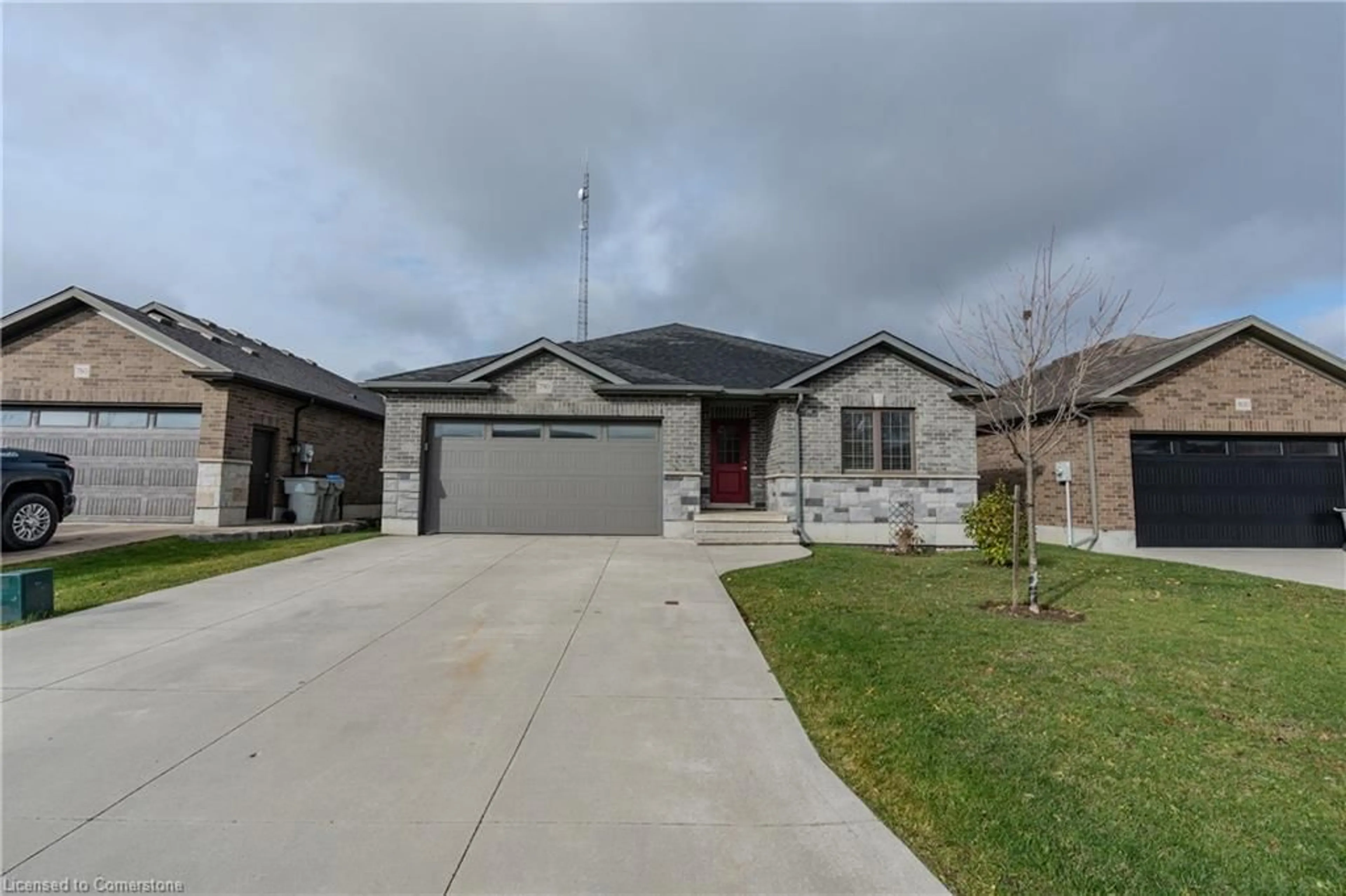 Frontside or backside of a home, the street view for 790 Davidson Ave, Listowel Ontario N4W 0G7