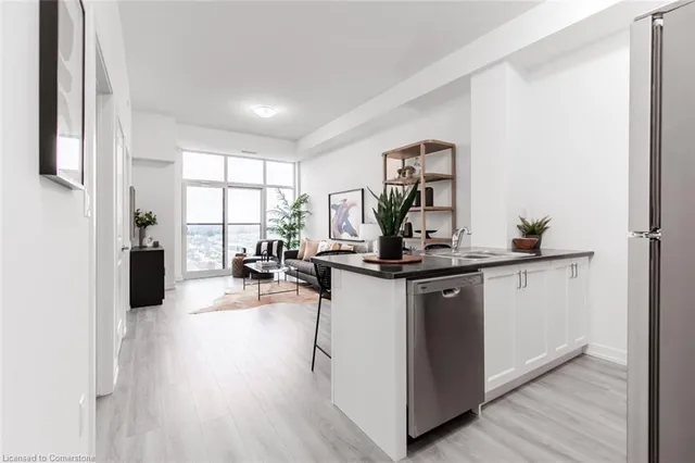 Additional property image - 470 Dundas St Unit 1203