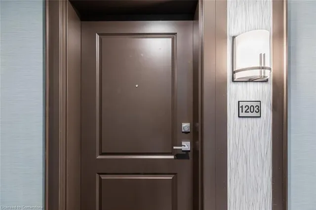 Additional property image - 470 Dundas St Unit 1203