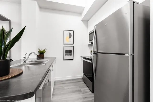 Additional property image - 470 Dundas St Unit 1203