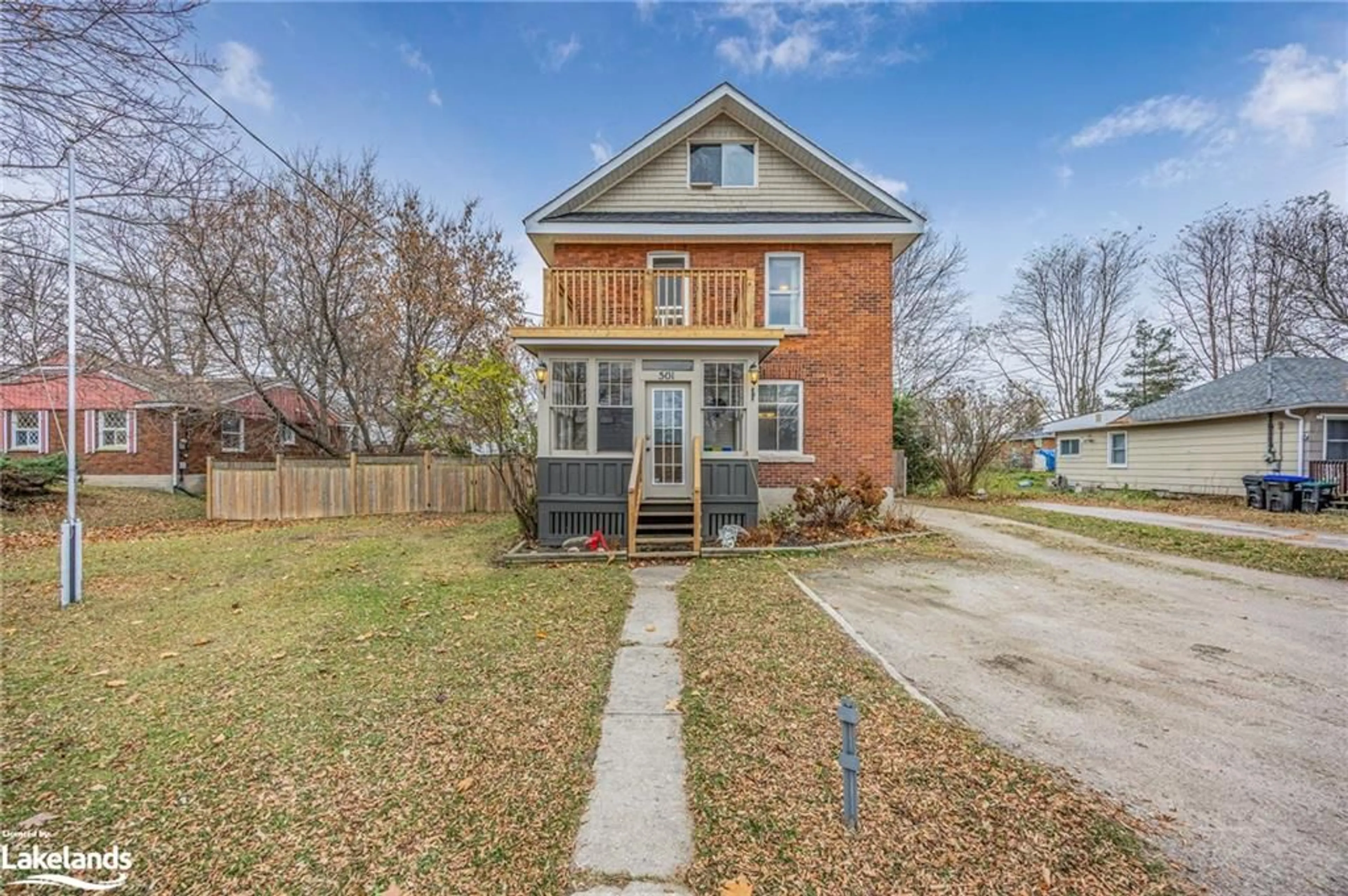 Frontside or backside of a home, the street view for 501 Talbot St, Port McNicoll Ontario L0K 1R0