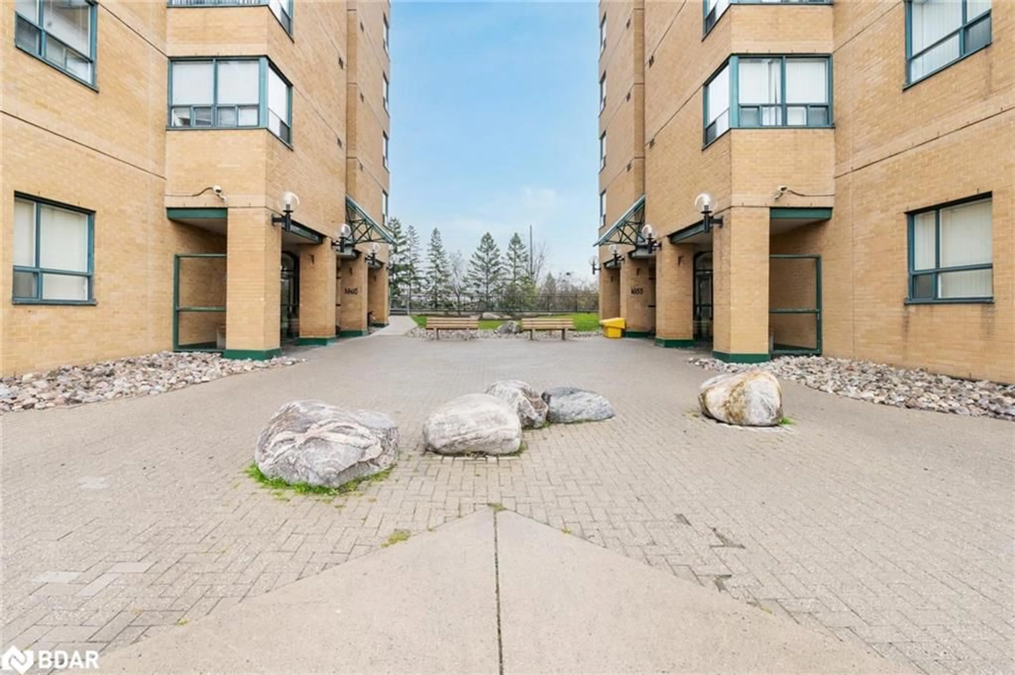 Patio, the street view for 1655 Pickering Pky #809, Pickering Ontario L1V 6L3