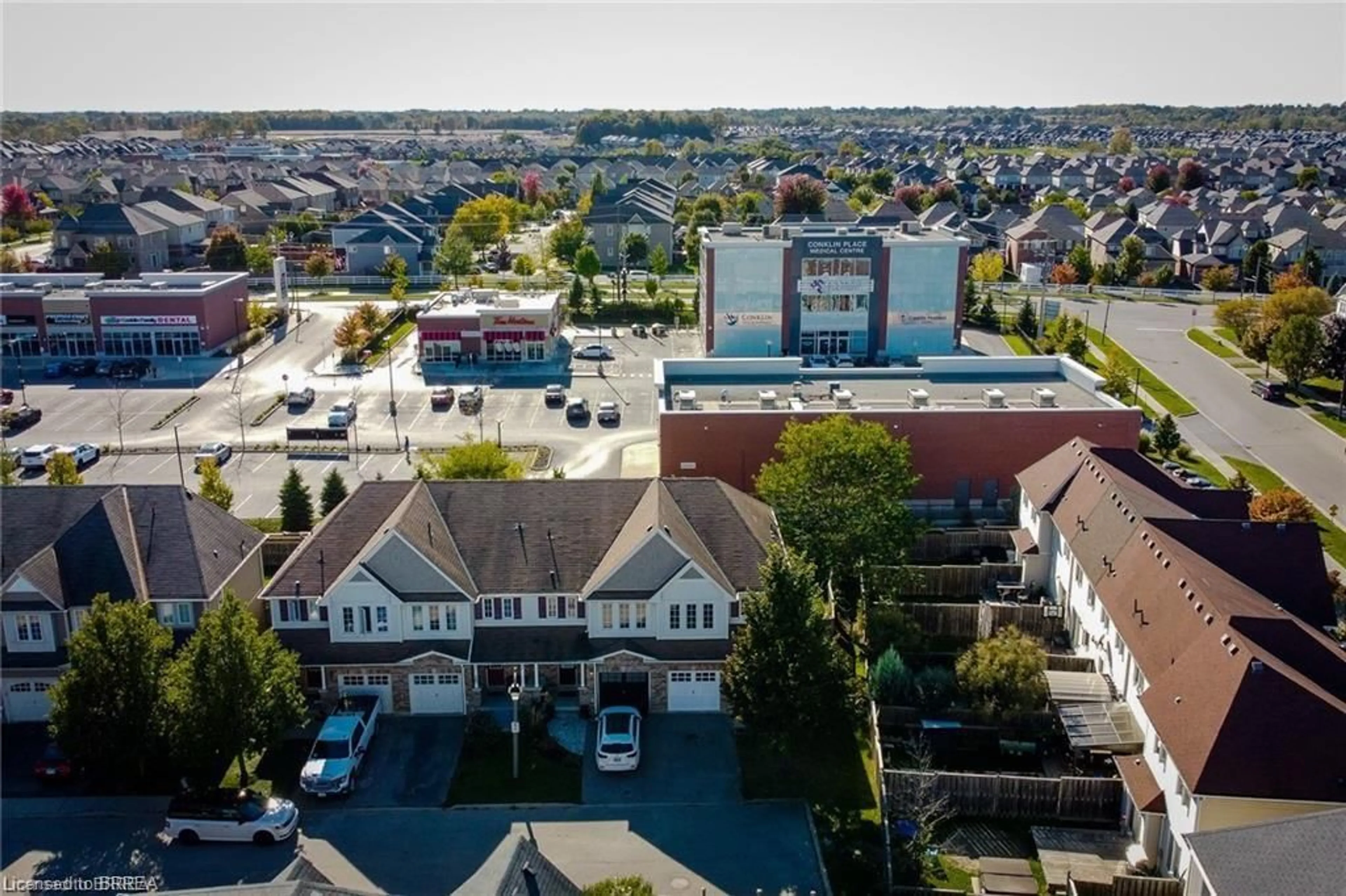 A pic from exterior of the house or condo, the front or back of building for 220 Blackburn Dr #17, Brantford Ontario N3T 0C6