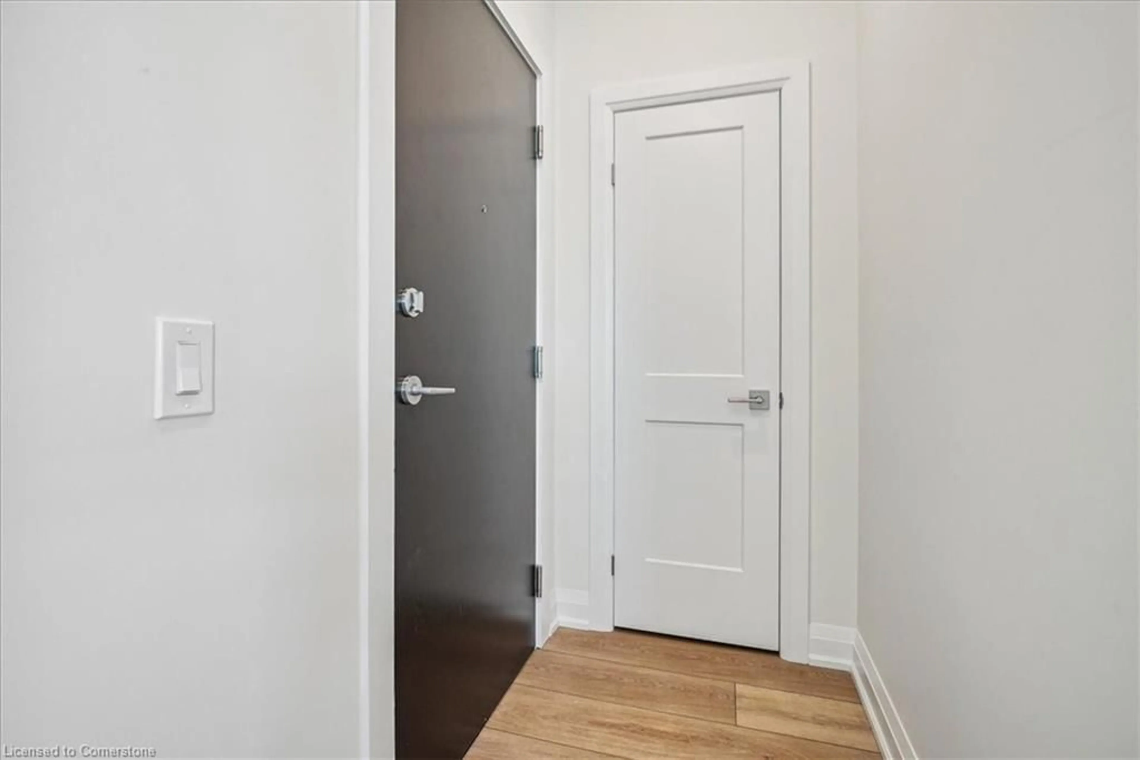 Indoor entryway, wood floors for 2750 King St #806, Hamilton Ontario L8G 0B8