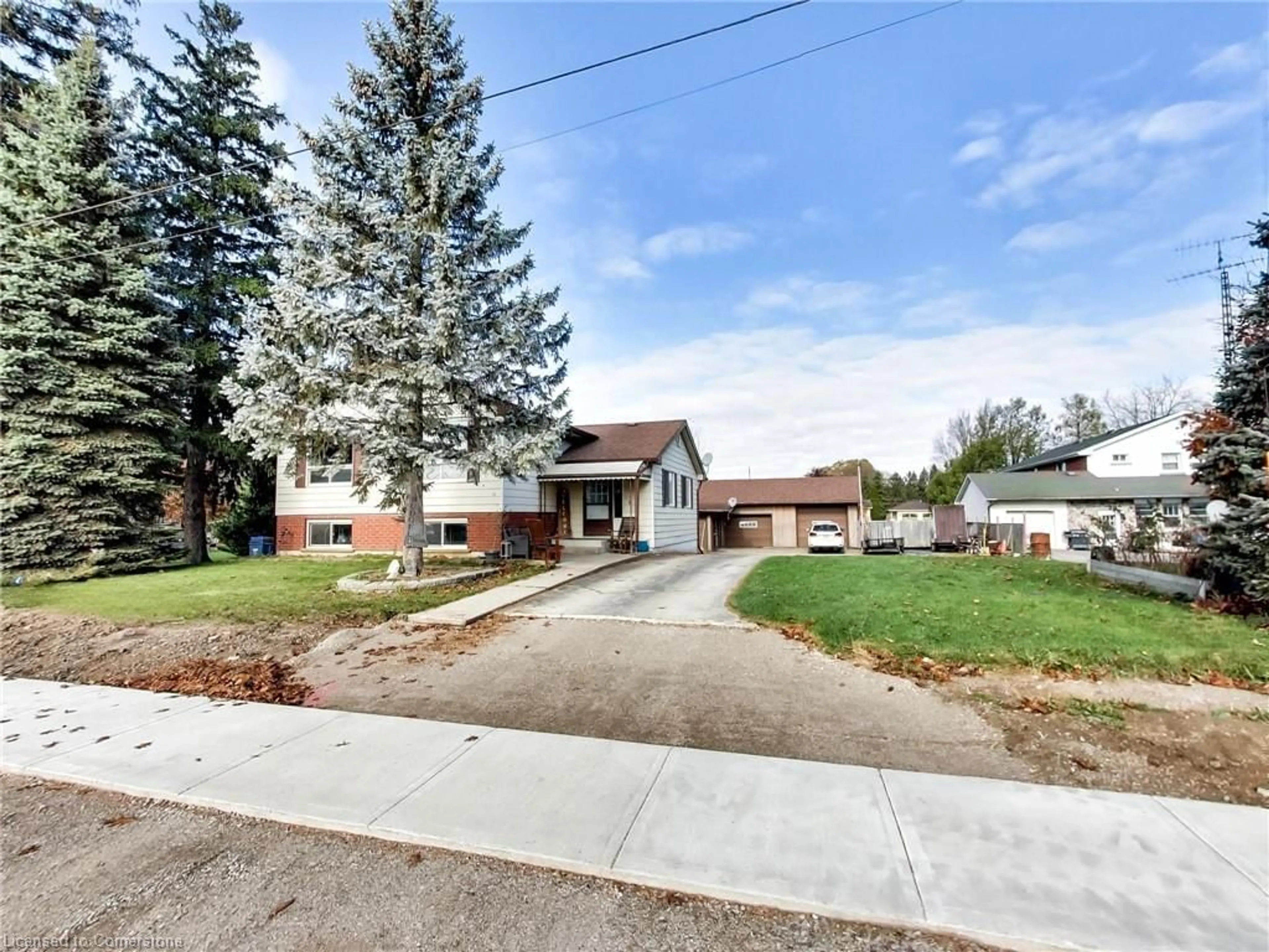 Frontside or backside of a home, the street view for 15 Gissing St, Princeton Ontario N0J 1V0