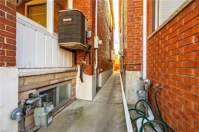 Additional property image - 135 Hope St
