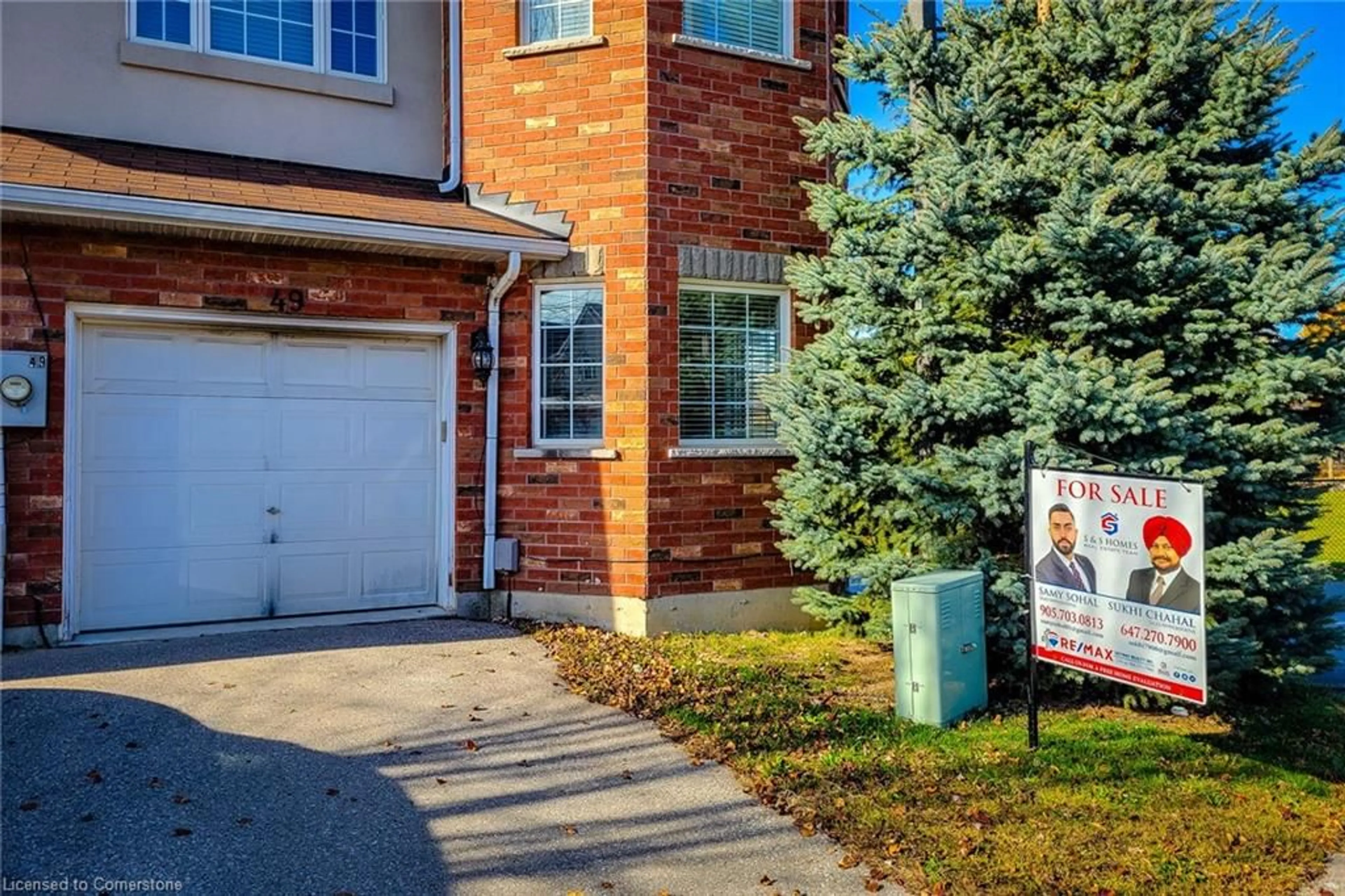 A pic from exterior of the house or condo, the street view for 20 Mcconkey Cres, Brantford Ontario N3S 0B9