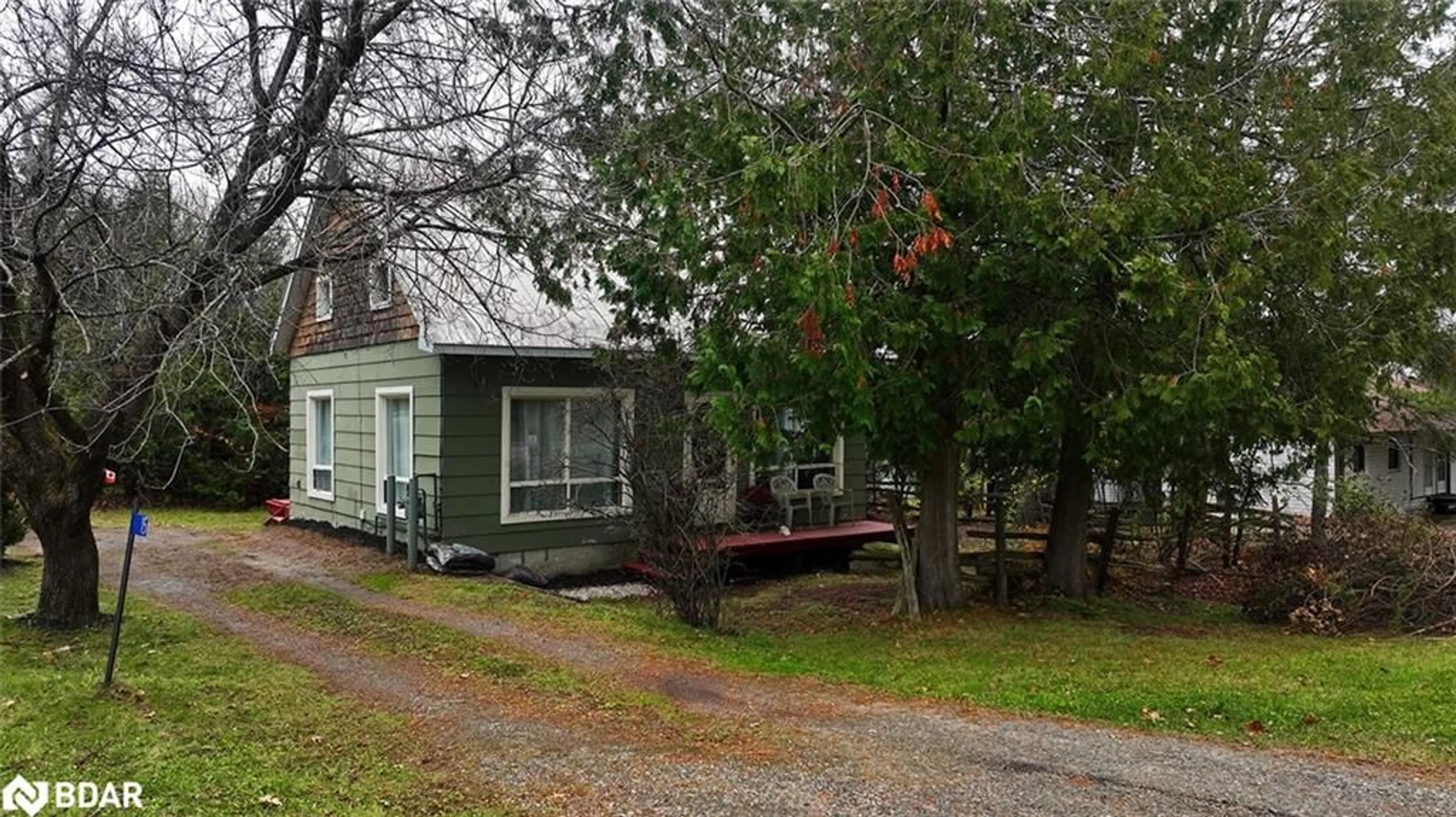 Frontside or backside of a home, cottage for 15 Wilmott St, Huntsville Ontario P1H 1T9