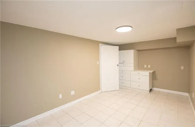 Additional property image - 73 Fonthill Rd