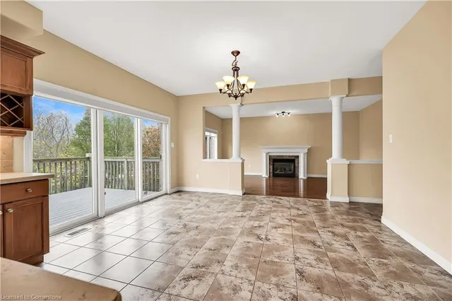 Additional property image - 61 Waterford Cres