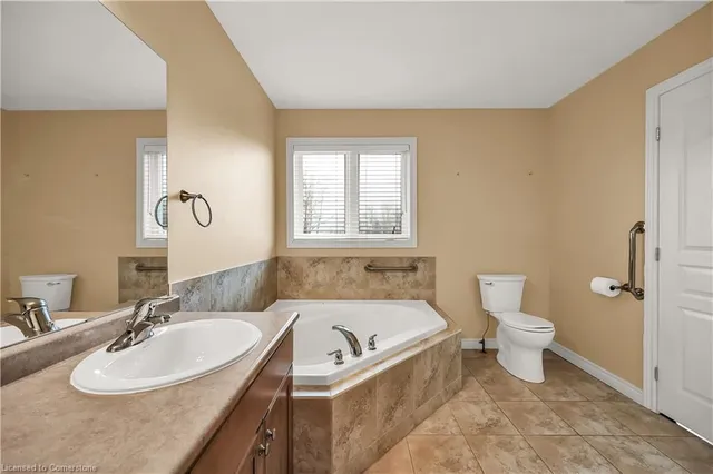 Additional property image - 61 Waterford Cres
