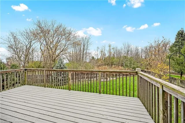 Additional property image - 61 Waterford Cres