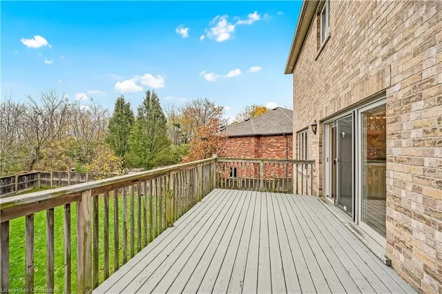 Additional property image - 61 Waterford Cres