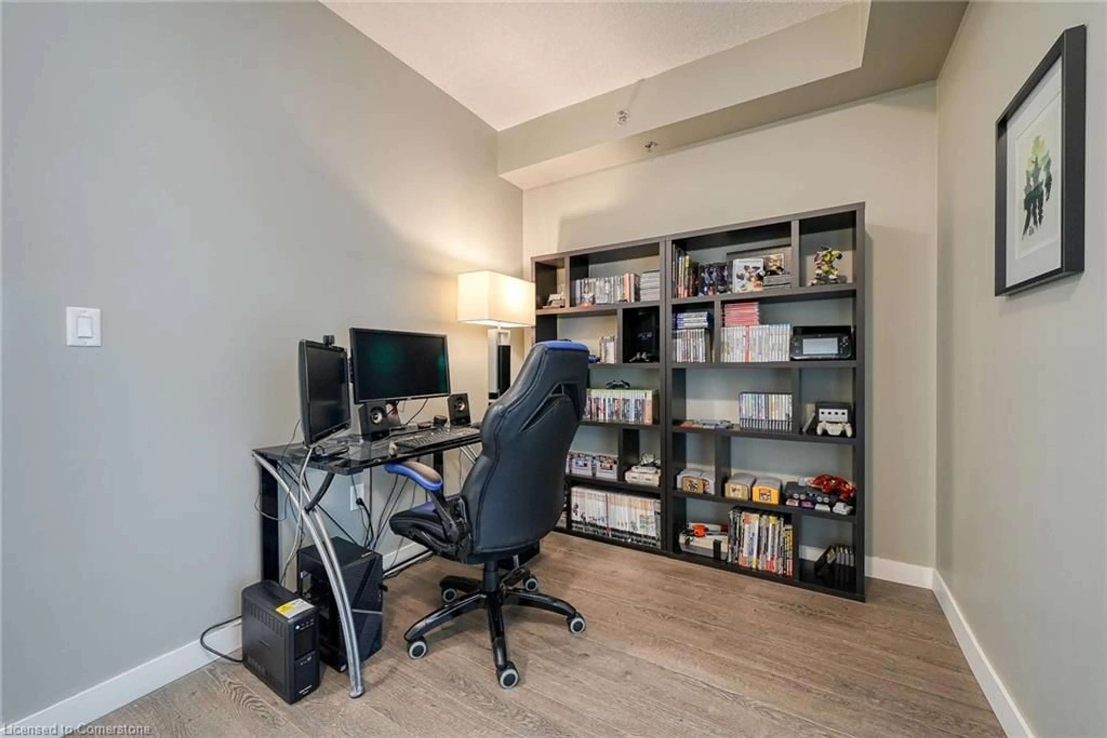 A pic of a room, wood floors for 150 Water St #307, Cambridge Ontario N1R 0B5