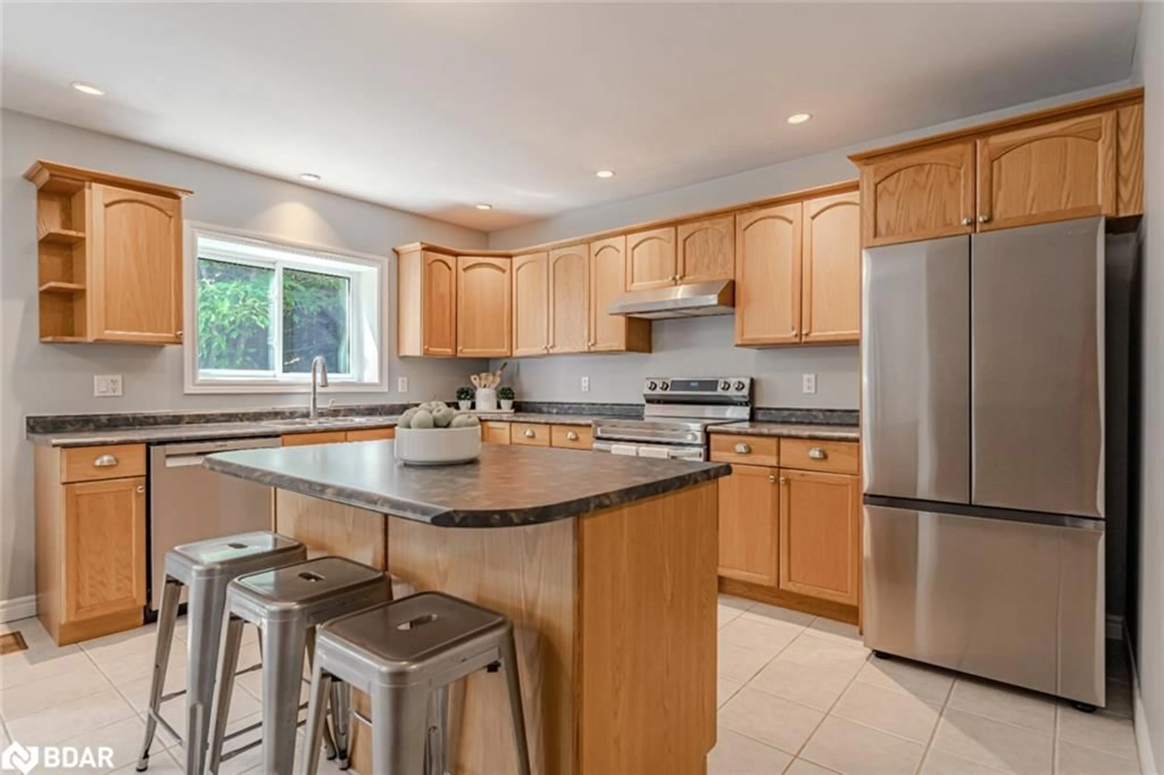 Open concept kitchen for 2994 Wasdell Falls Rd, Washago Ontario L0K 2B0