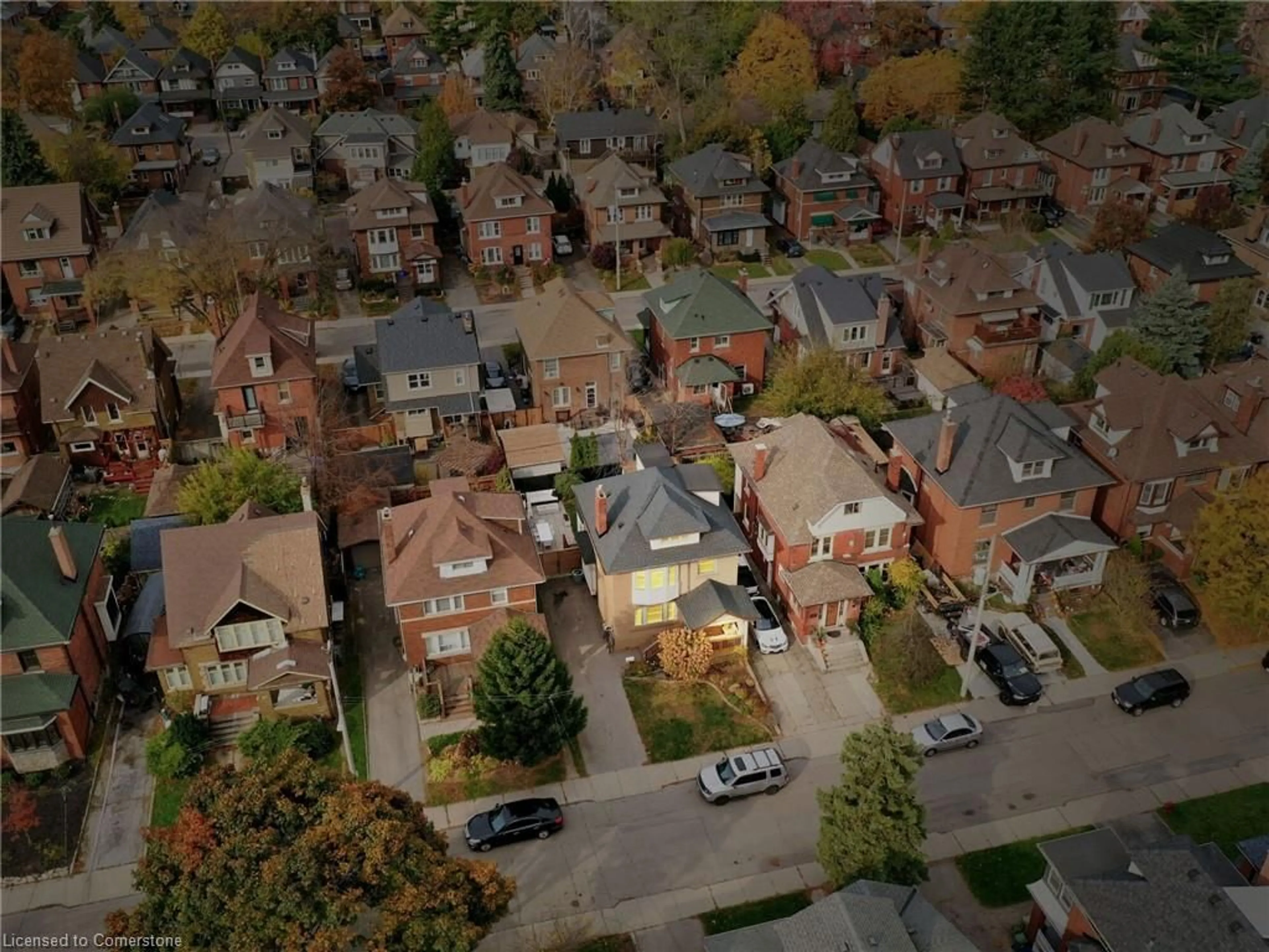 Frontside or backside of a home, the street view for 124 Eastbourne Ave, Hamilton Ontario L8M 2M8