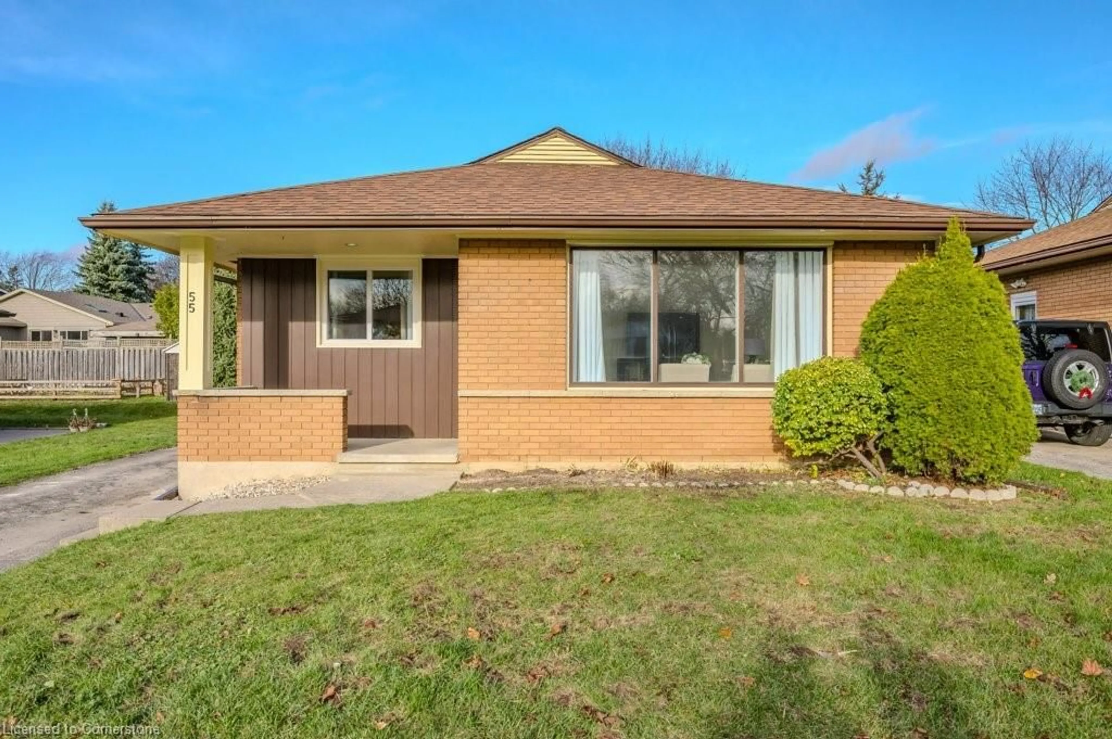 Home with brick exterior material for 55 Hickson Dr, Kitchener Ontario N2B 2H5