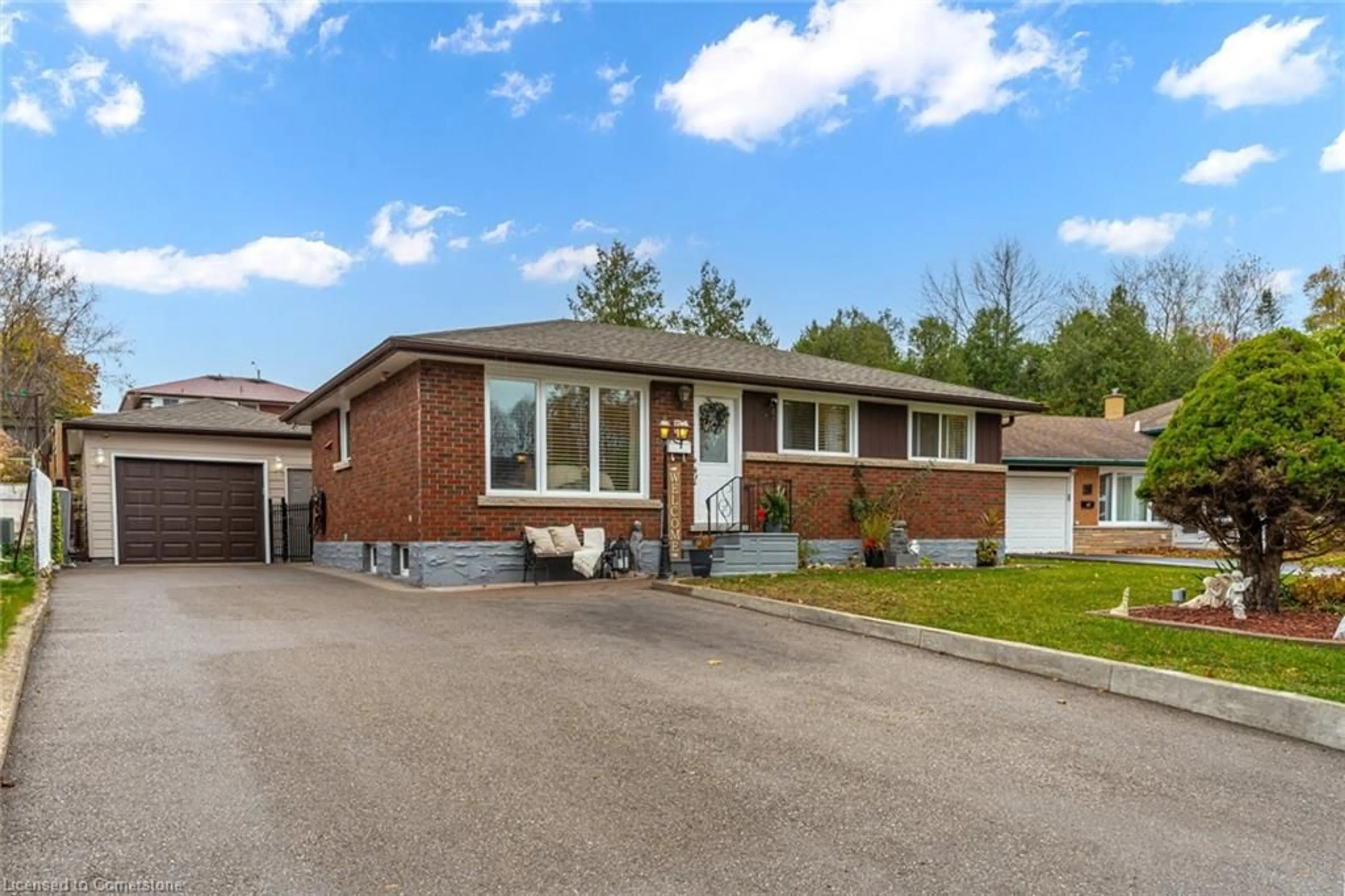 Frontside or backside of a home, cottage for 51 Radford Ave, Cambridge Ontario N1R 5L8