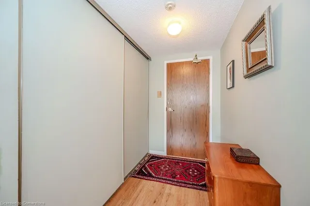 Additional property image - 3227 King St Unit 301