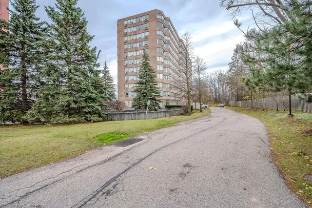 Additional property image - 3227 King St Unit 301