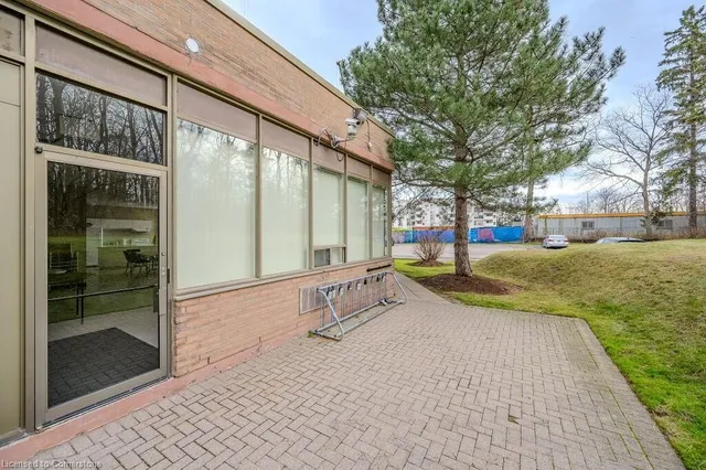 Additional property image - 3227 King St Unit 301