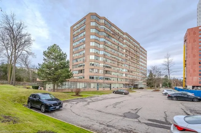 Additional property image - 3227 King St Unit 301