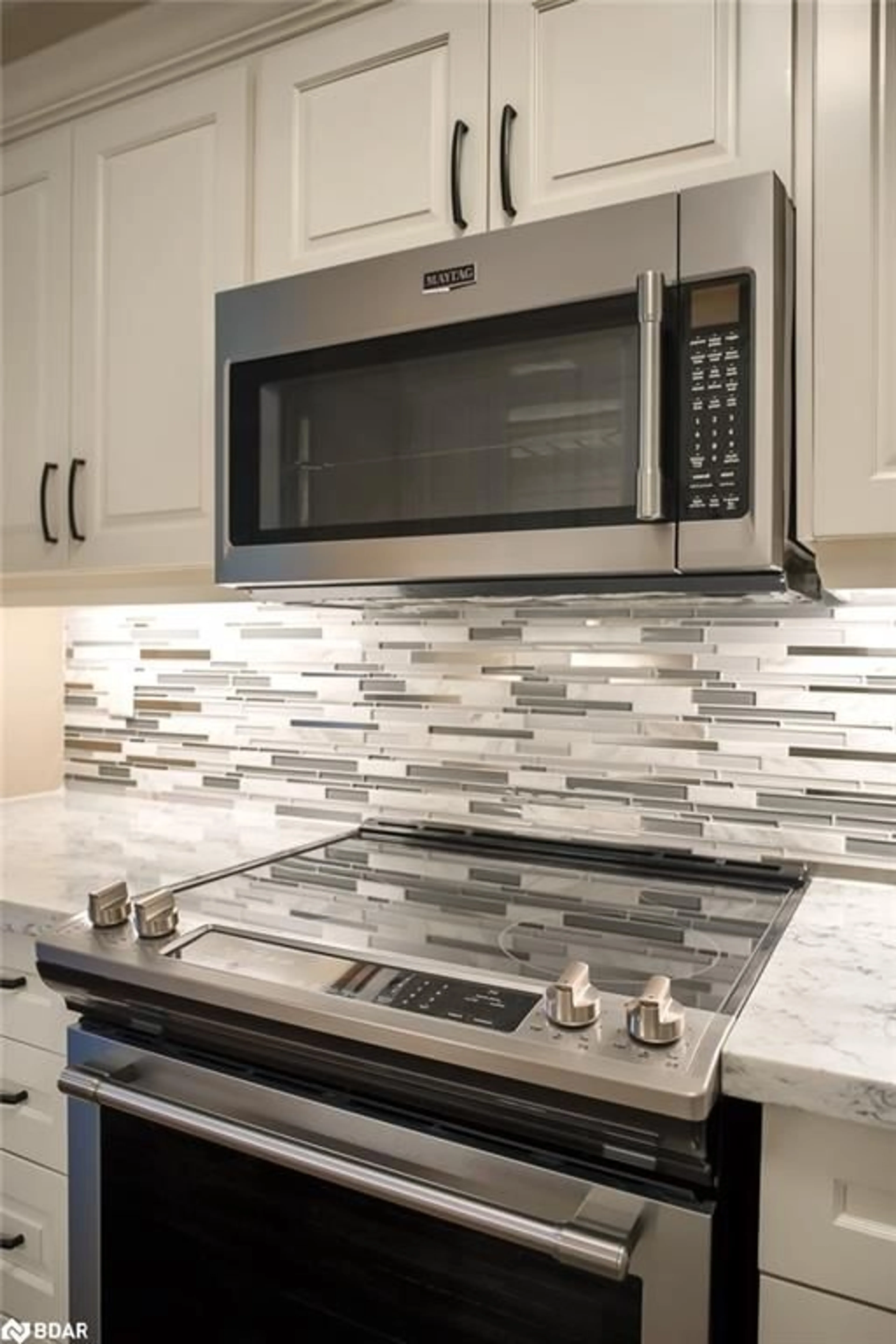 Contemporary kitchen, ceramic/tile floor for 720 Yonge Street St #101, Barrie Ontario L9J 0G9