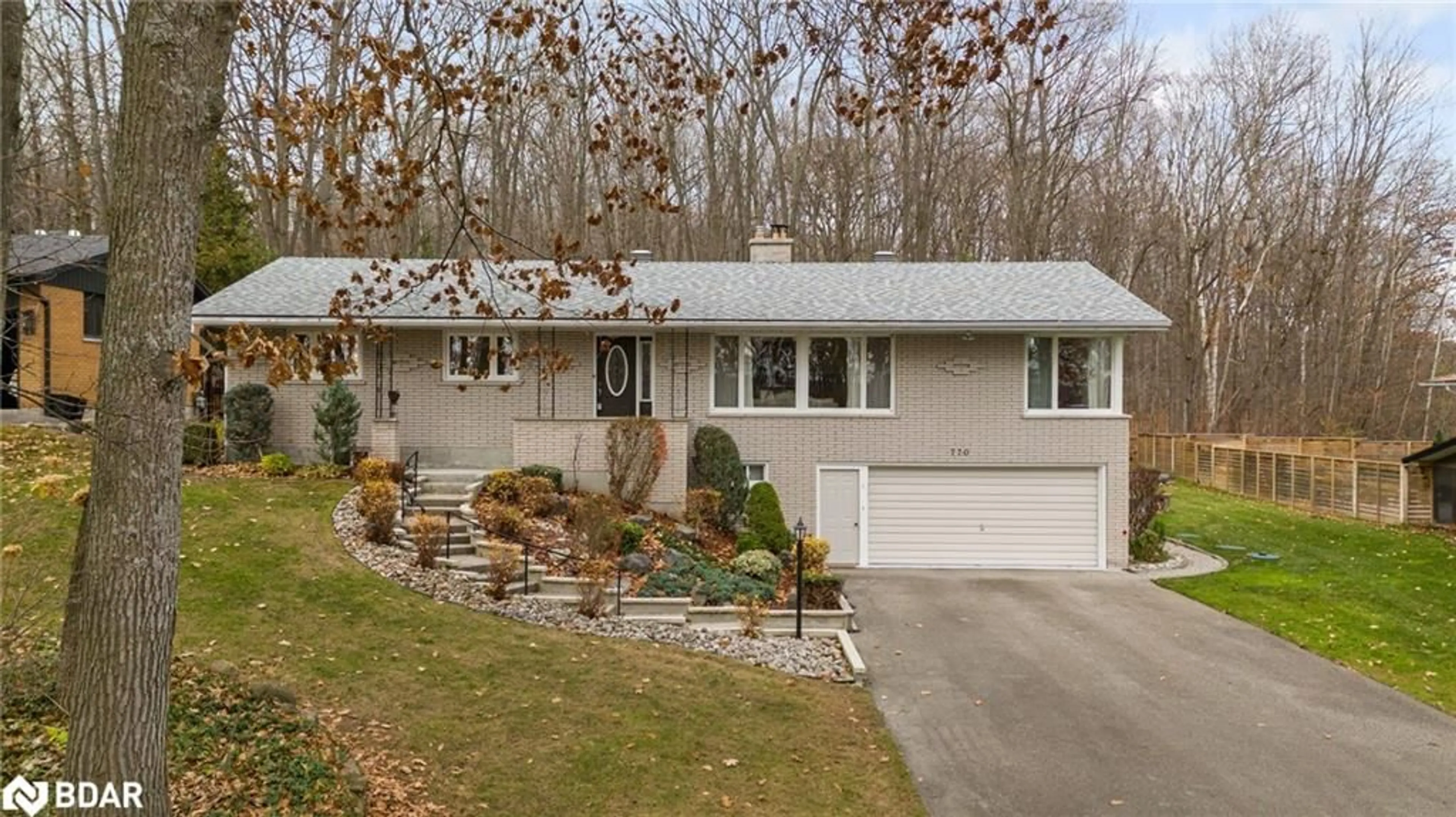 Frontside or backside of a home, cottage for 770 Portage Park Lane, Midland Ontario L4R 5G3