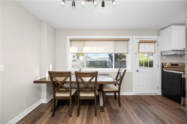 Additional property image - 305 East 24th St