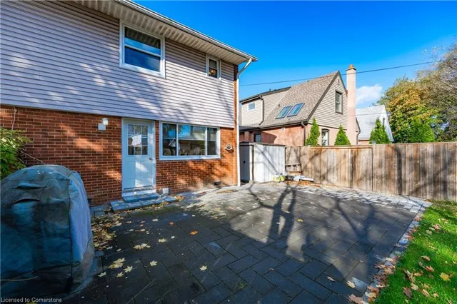 Additional property image - 305 East 24th St