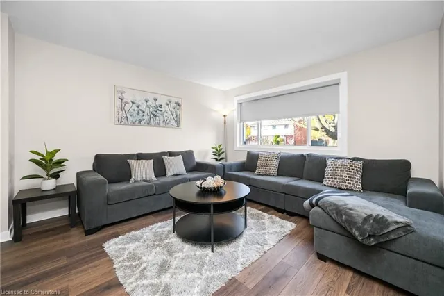 Additional property image - 305 East 24th St
