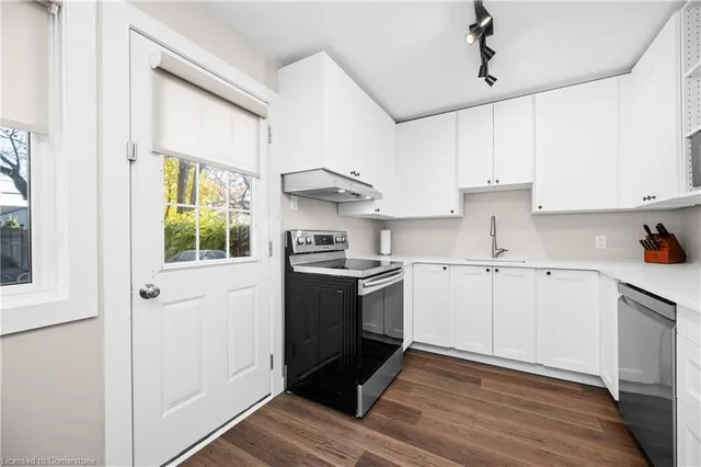 Additional property image - 305 East 24th St