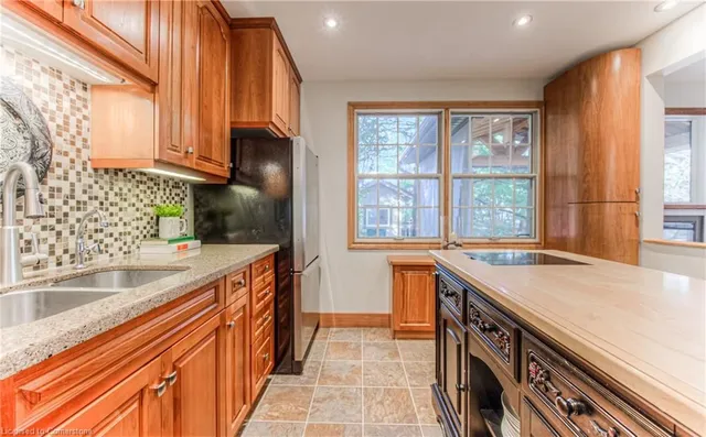 Additional property image - 67 Inwood Cres