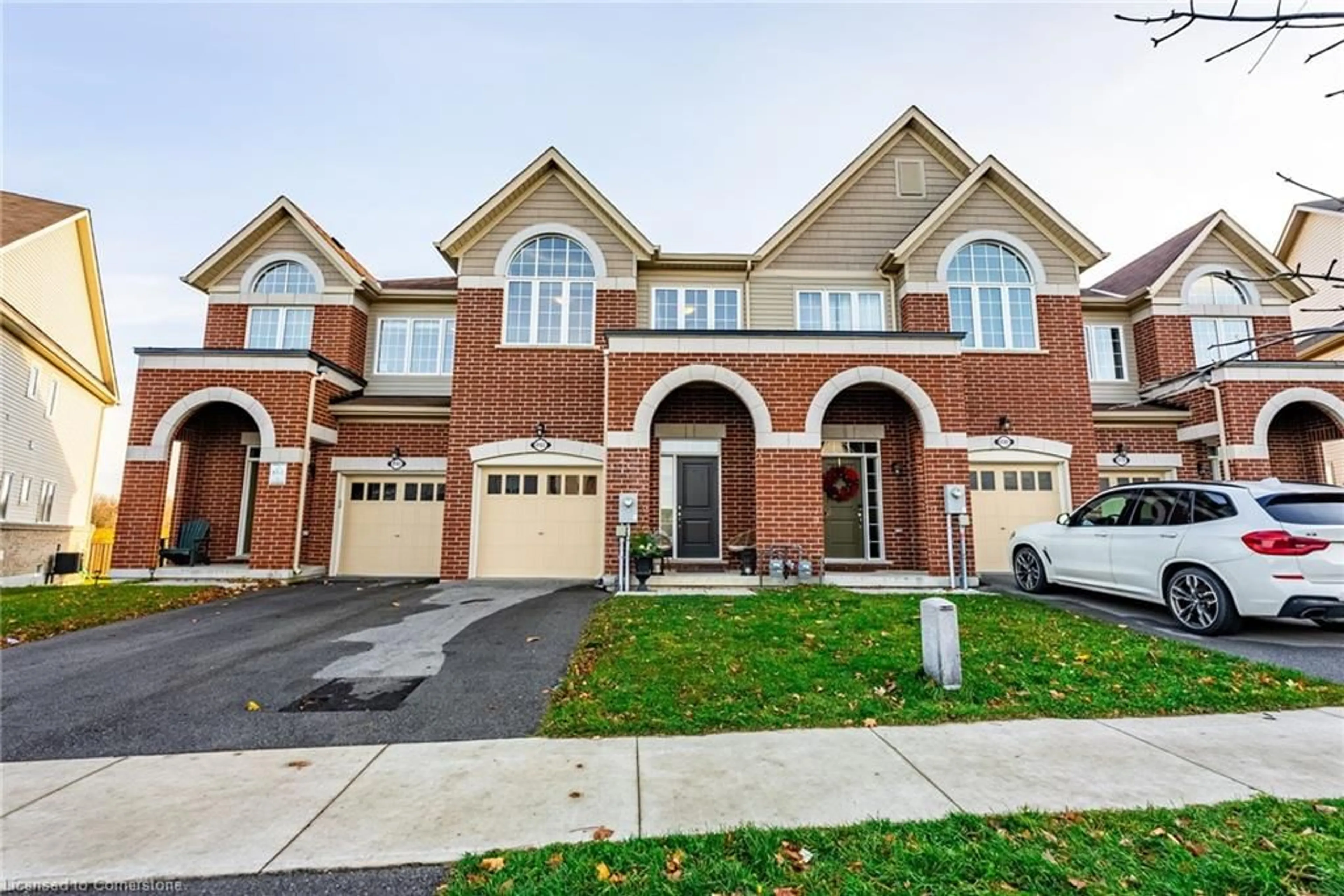 A pic from exterior of the house or condo, the street view for 4163 Cherry Heights Blvd, Lincoln Ontario L0R 1B1