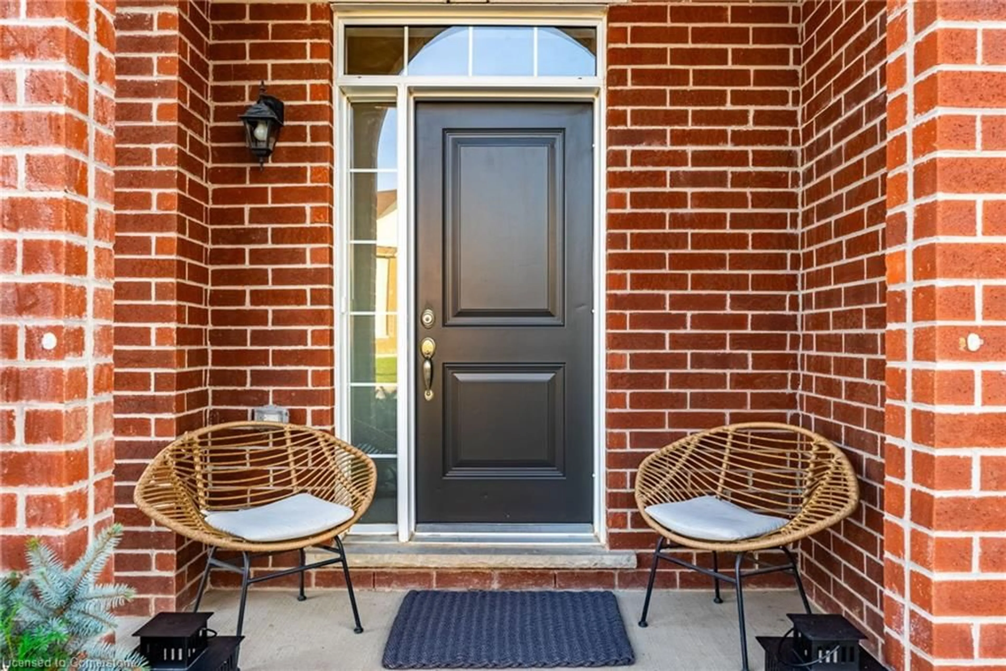 Indoor entryway, wood floors for 4163 Cherry Heights Blvd, Lincoln Ontario L0R 1B1